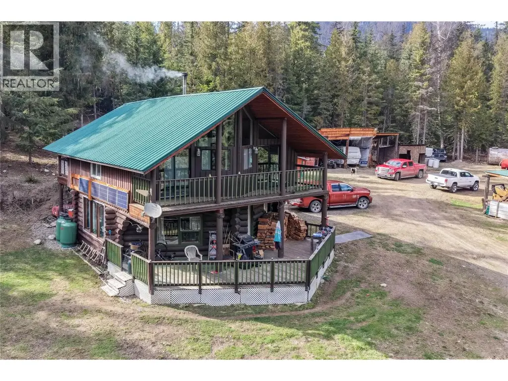 829 Bobbie Burns Road, Lumby